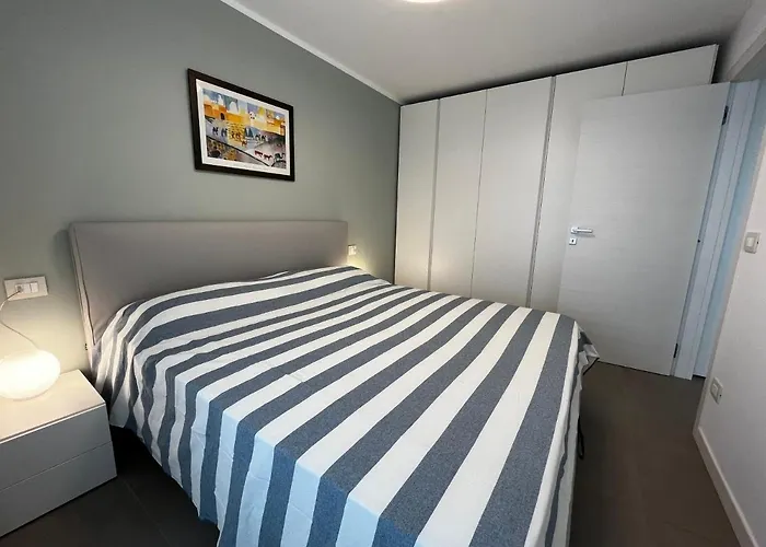 Ca' Ariston Apartment *